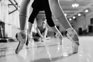 Ballett: Schäden der Füße durch Überbelastungen des Fußes
